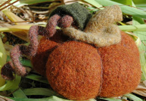 same felted pumpkin...