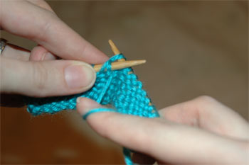 Left Handed Continental Purl Stitch: Step 3 Left Handed Continental Purl Stitch: Step 3